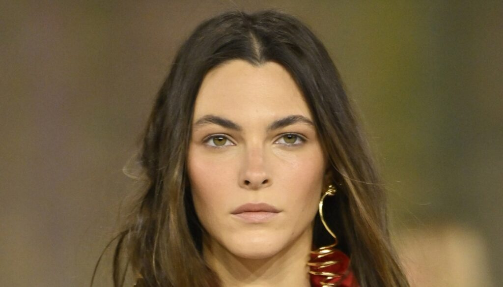 Vittoria Ceretti nuova Global Make-up Ambassador di Armani Beauty